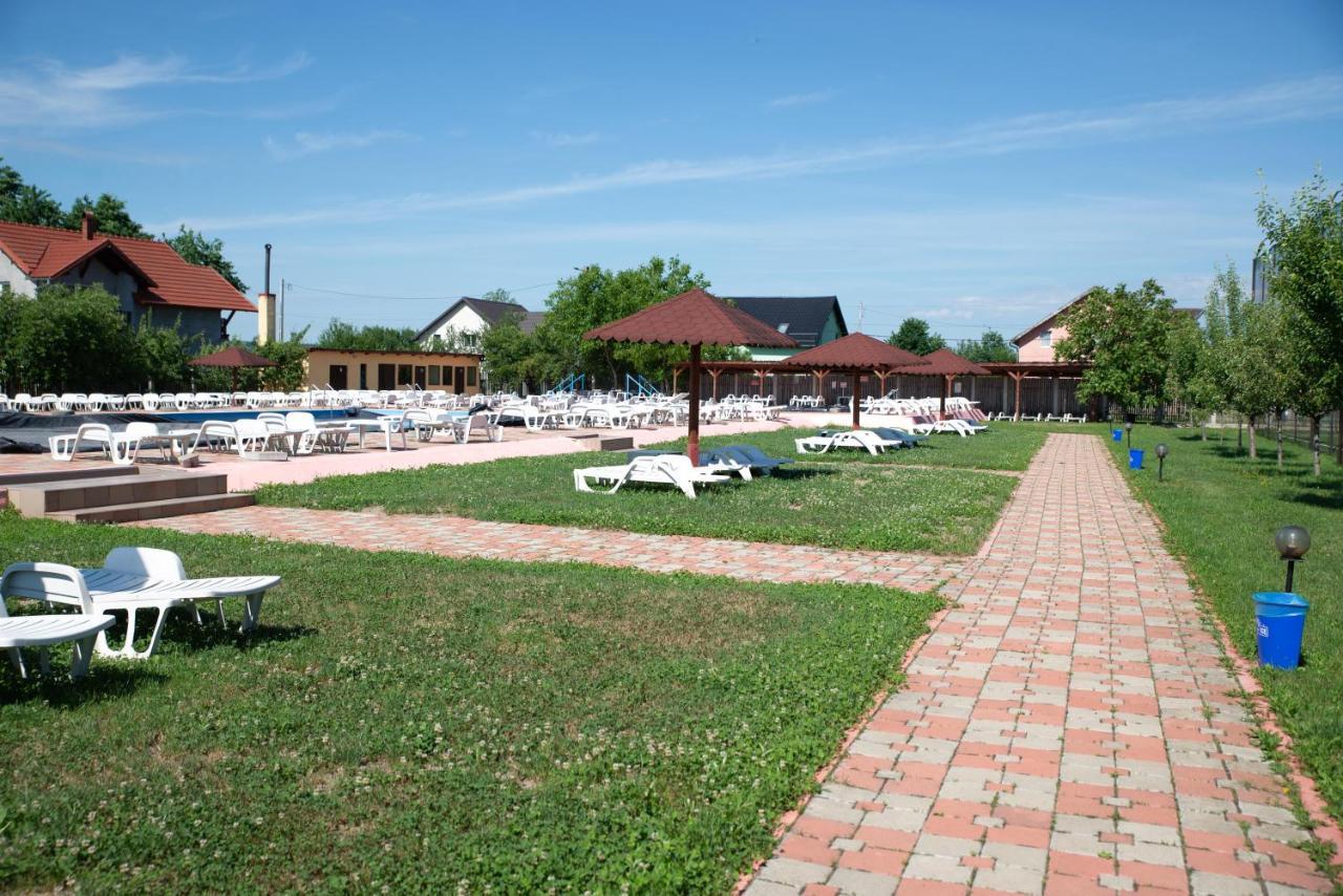 Motel Moara Veche Săcălăşeni Eksteriør bilde