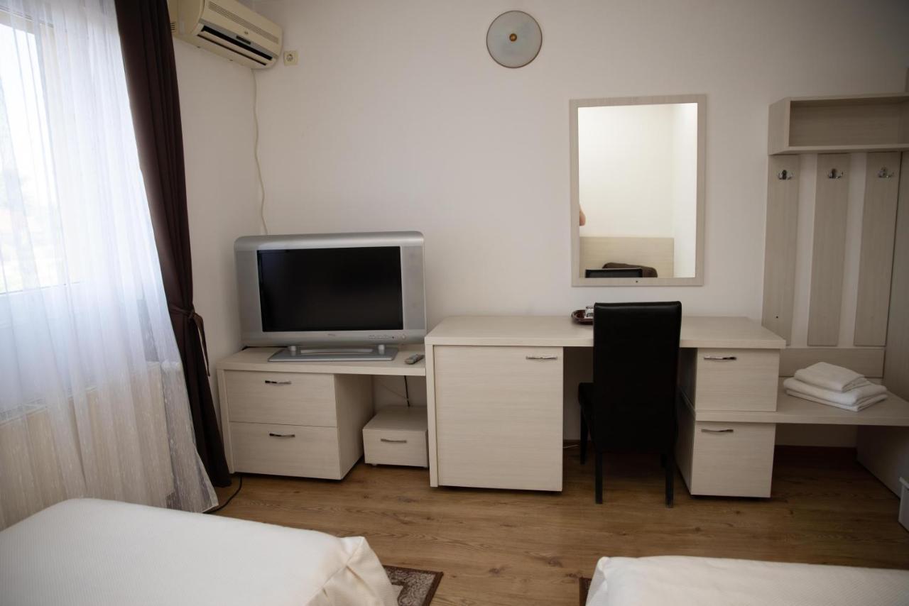 Motel Moara Veche Săcălăşeni Eksteriør bilde